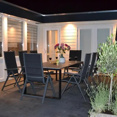 Prima - Gemütliches Für 8 Personen